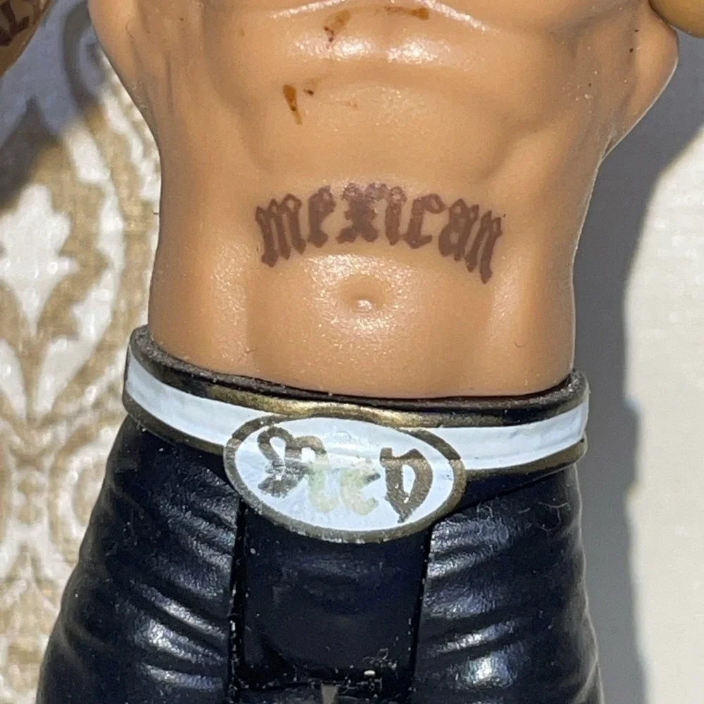 WWE Wrestle Mania 22 Entrance Greats Attire Rey Mysterio Figure | Belt‎ Collar